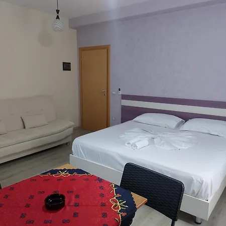 Relax 롯지 *