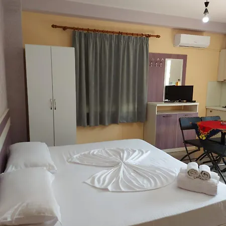 Relax بيت خشبي *