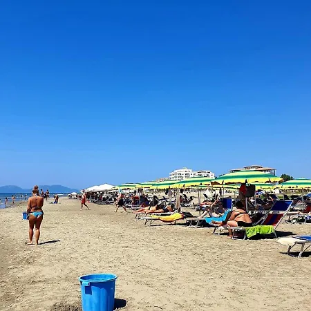 Relax بيت خشبي